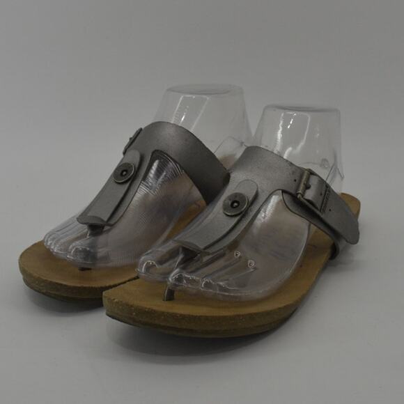 Blowfish Sandals Silver Metallic Thong Buckle Casual Silver 8.5 - Picture 4 of 11